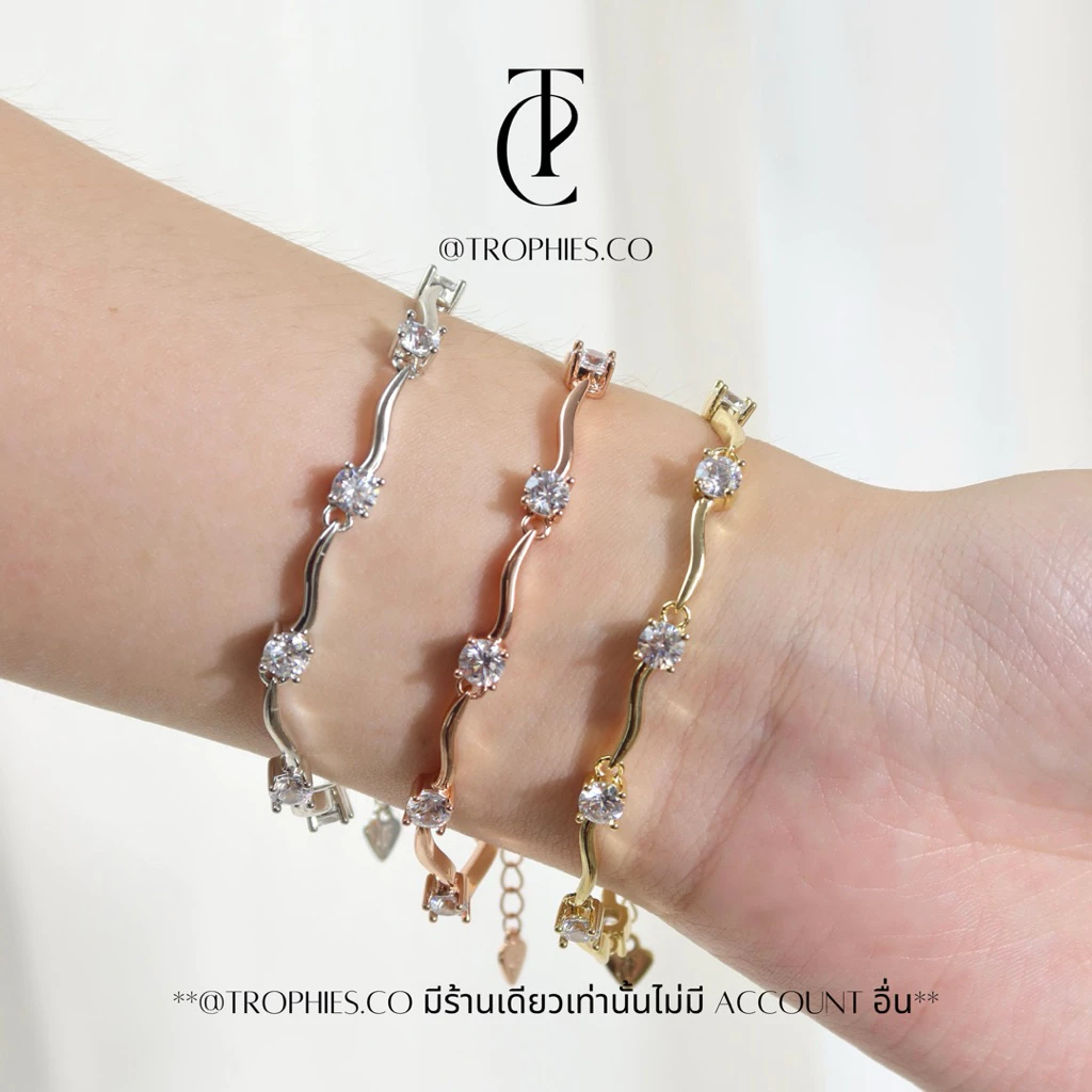 TROPHIES.CO - Swirly gem bracelet กำไลเพชร สร้อยข้อมือเพชร