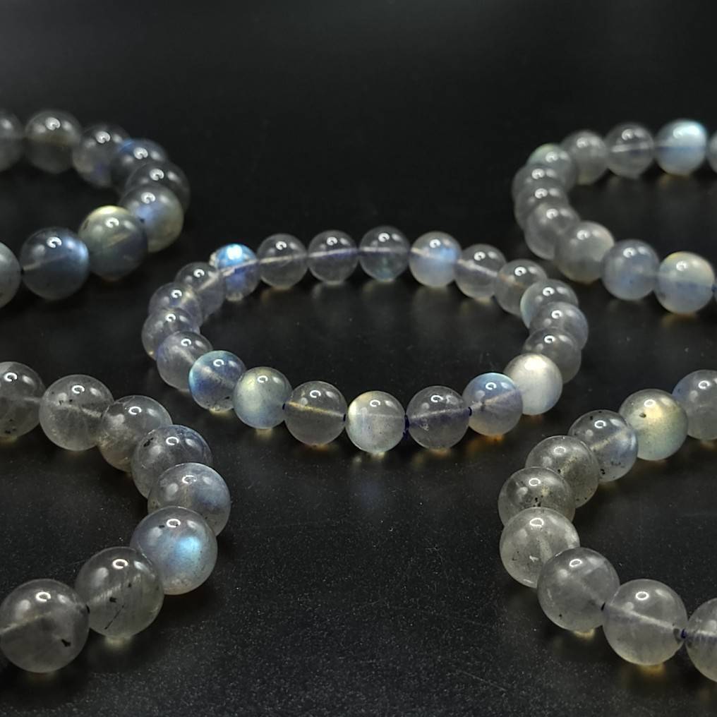 กำไลหิน ลาบราโดไรต์ (Labradorite)  หินแห่งพ่อมด  หินนำโชค