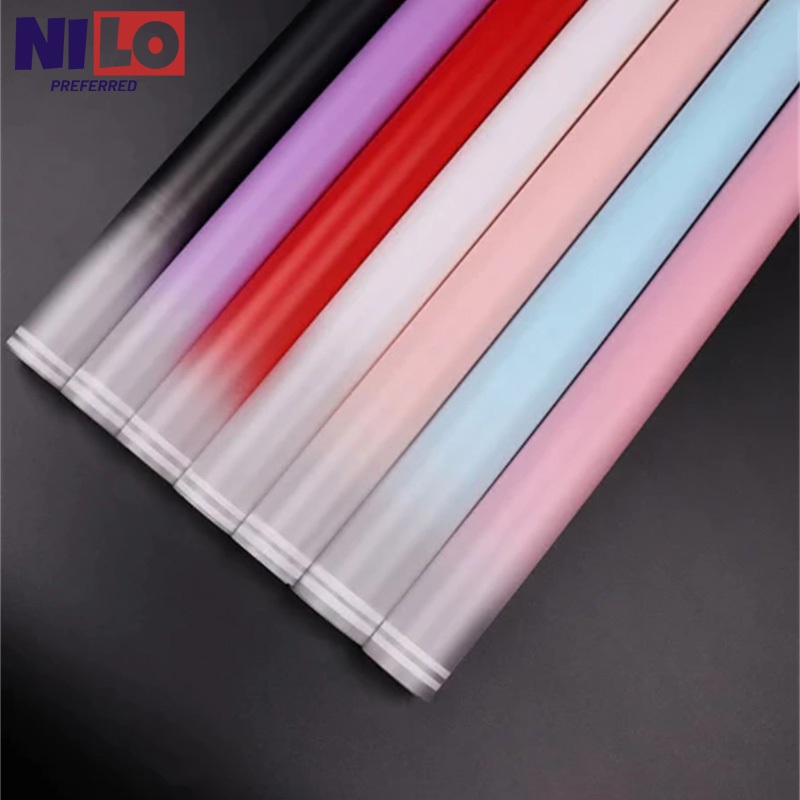 กระดาษห่อดอกไม้ไล่เฉดสี กันน้ำ 58x58 ซม. 20 แผ่น สำหรับจัดช่อดอกไม้ ห่อของขวัญ และงาน DIY