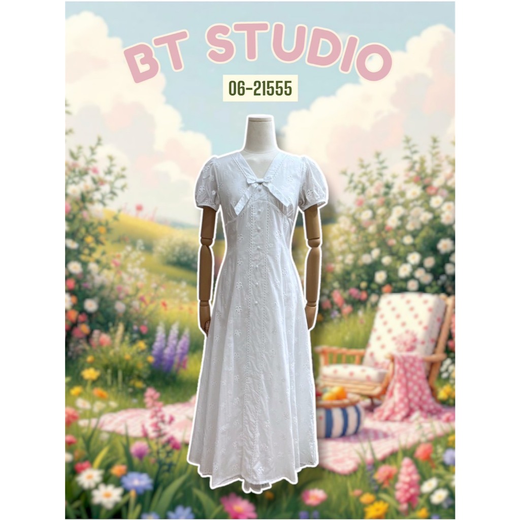 BT 06-21555 เดรสยาวแขนสั้นคอวี แขนพอง แต่งโบว์ด้านหน้า ปักลายดอกไม้สีขาวทั้งชุด ซับด้านในยาวปลายชายแต่งระบาย