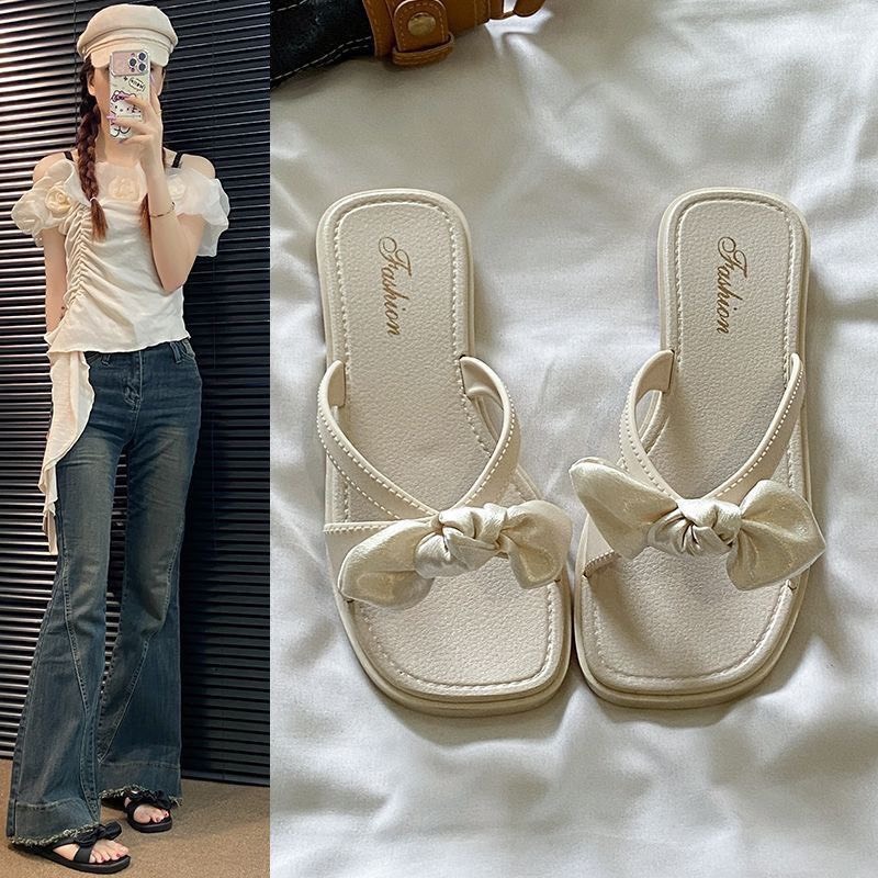 พร้อมส่ง  แฟชั่นใหม่ รองเท้าเเตะสไตล์เกาหลี  นุ่มนิ่มเบา ใส่สบาย #559