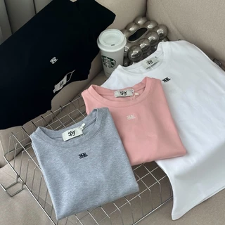 SISSY : เสื้อยืดแขนสั้น Baby tee (S-XL) คอกลมทรงสวย ผ้านุ่ม อยู่ทรงสวย ปักโลโก้ โทนสีคลาสสิกใส่ง่ายทุกวัน