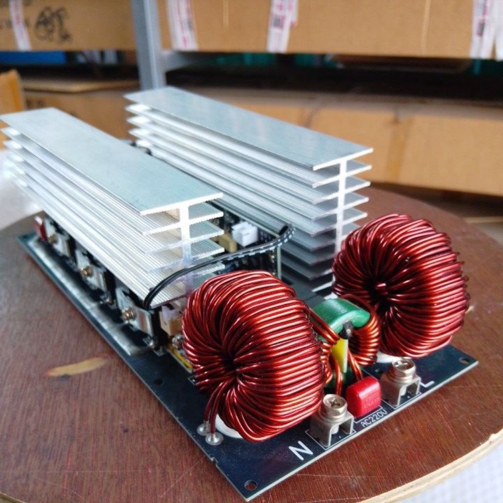 อินเวอร์ไฮโวลต์ขนาด8 kw.