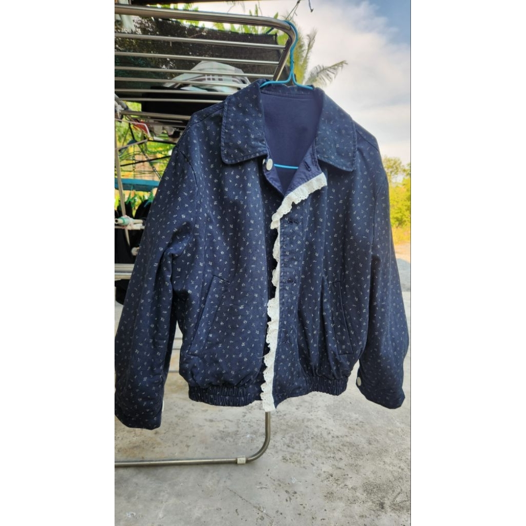 (มือสอง) ยี่ห้อ Chiva Two Mood Lace Jacket | เสื้อแจ็คเก็ตใส่ได้ 2 ด้าน