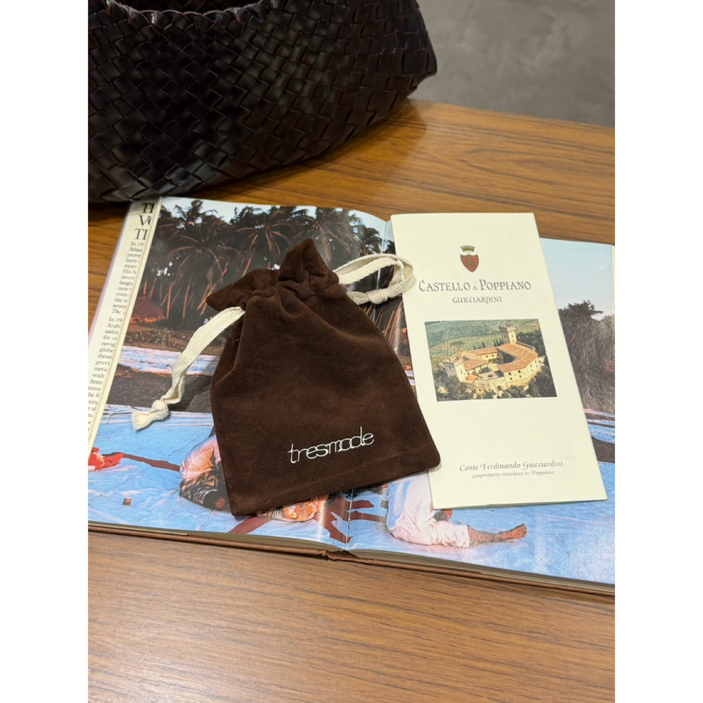 TRES MADE Pouch ถุงผ้ากำมะหยี่หูรูดเอนกประสงค์