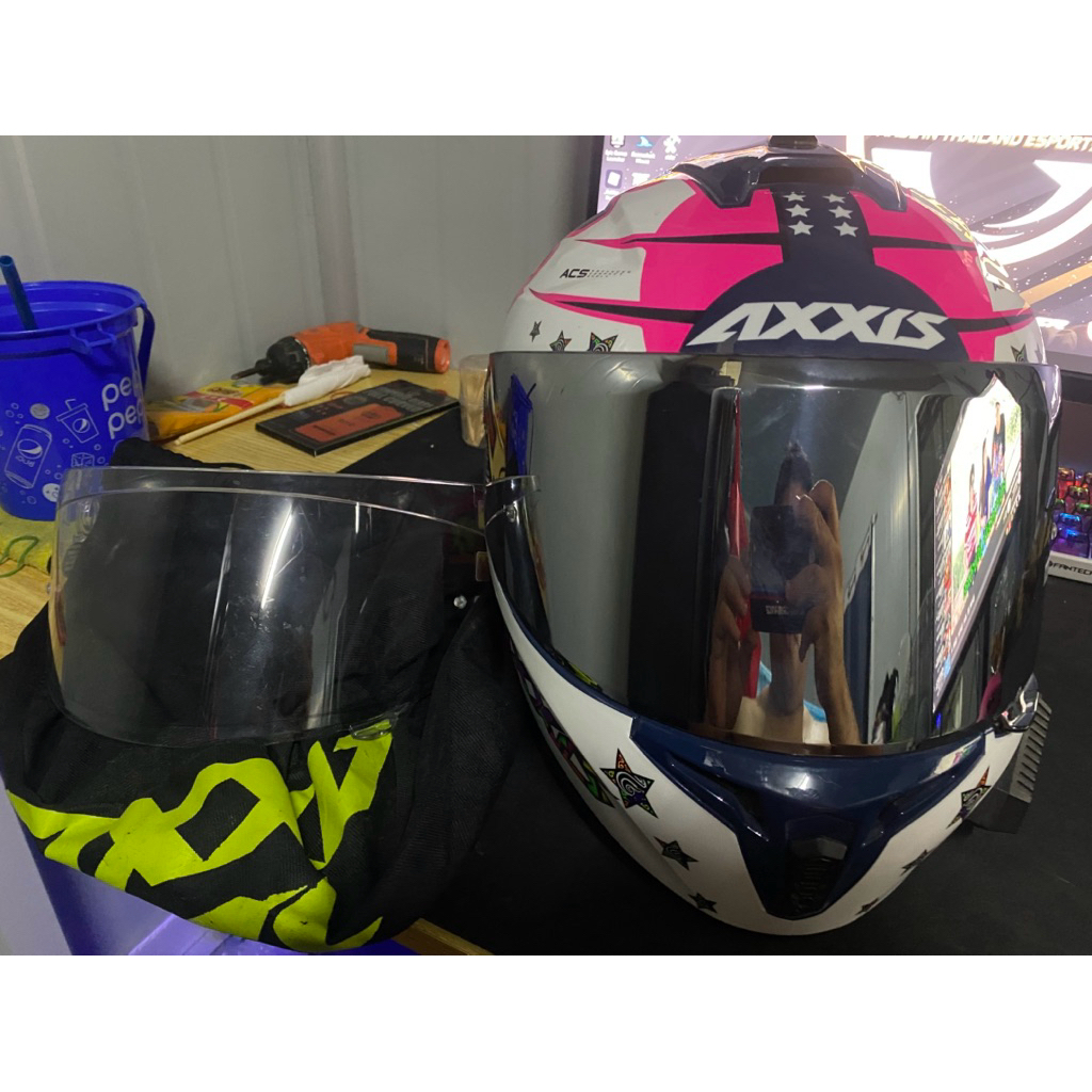 (สินค้ามือสอง) หมวกกันน็อค Axxis Draken S size M (โปรดอ่านก่อนสั่งซื้อ)