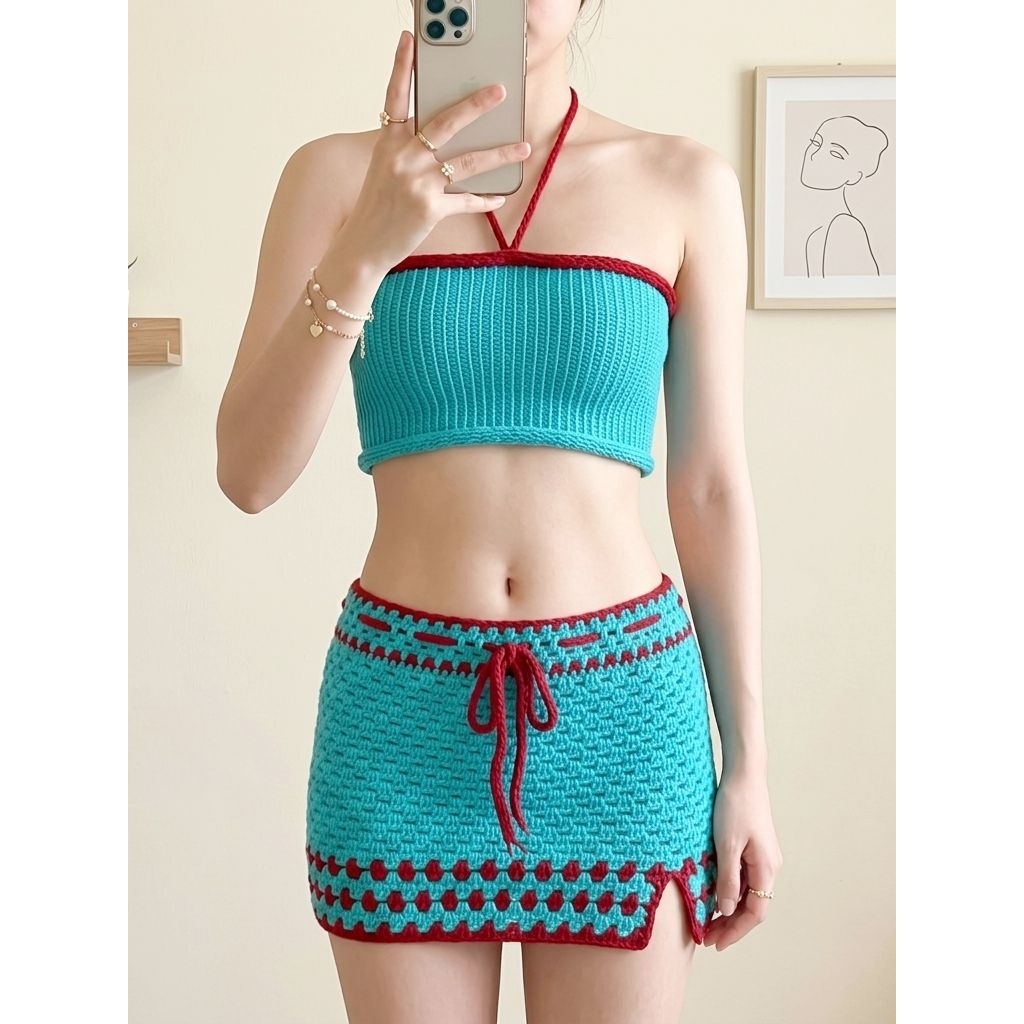 SALE ! ! พร้อมส่ง ชุดเซ็ท 2 ชิ้น เสื้อไหมพรม+กระโปรงสั้น งานแฮนด์เมด