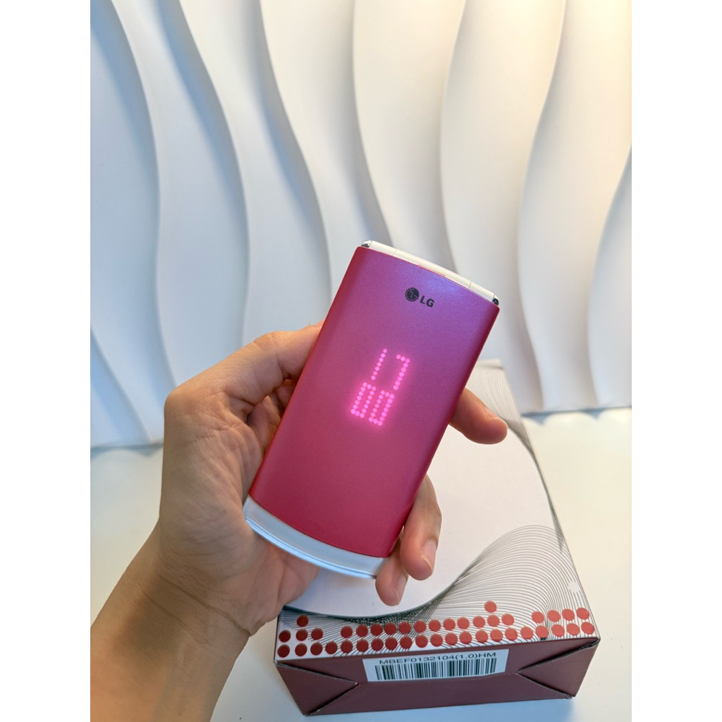 โทรศัพท์มือถือฝาพับ LG Lollipop GD580 รองรับภาษาไทย ใส่ซิมไทยได้