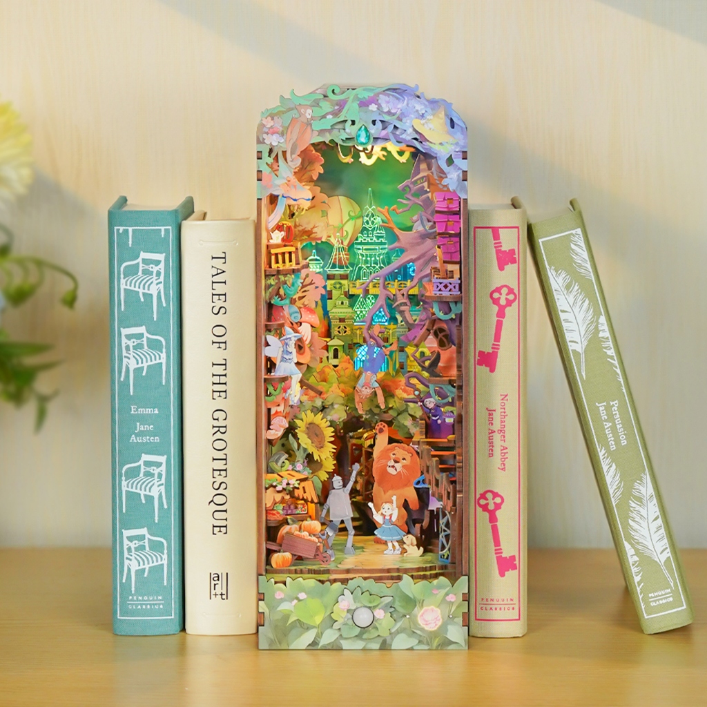 [ส่งด่วน กทม.] กล่องกั้นหนังสือ DIY Book Nook Dorothy's Journey ของเล่น ของแต่งบ้าน Tonecheer TQ139