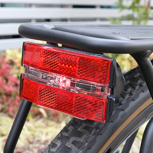 ไฟท้ายจักรยาน ติดแร็ค CATEYE TL-LD580G Reflex Rack  สว่าง + มีแผ่นสะท้อนในตัว