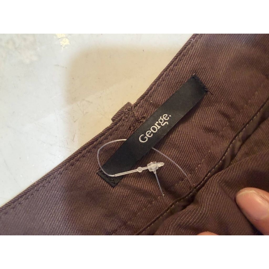 George Brown Twill Wide leg Trouser กางเกงขายาวทรงขากว้าง เอวสูง ซิปหน้า ผ้าlyocellผสม เนื้อนุ่ม ทิ้งตัว ไม่ยืด สีน้ำตาล ราคา ถูกที่สุด ดีลบีเคเค แกลเลอรีภาพที่ 9