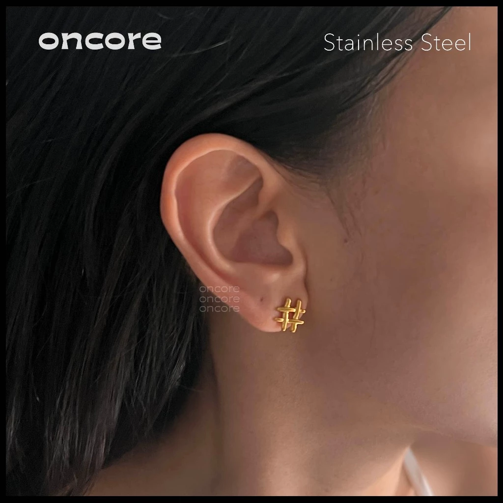 Oncore | ต่างหูสแตนเลส - รุ่น Wafel ต่างหูมินิมอล รูปมินิวาฟเฟิล กันน้ำกันเหงื่อ (Nickel-Safe)