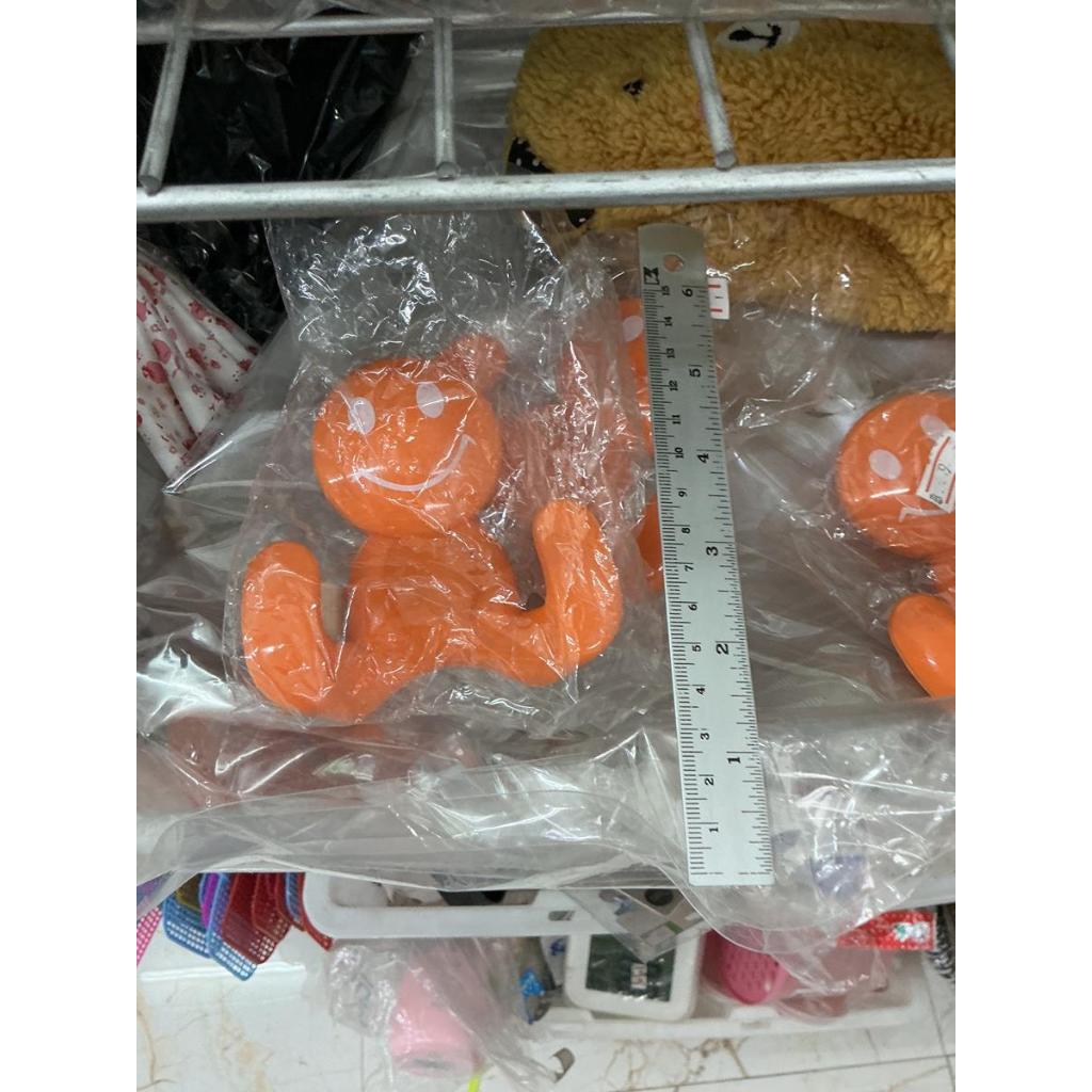 04 D [ อ่านก่อน สินค้าประมูล ส่งของวันพฤหัส Auction Item – Shipping on Thursday ] ที่แขวนผนัง ลายการ์ตูน