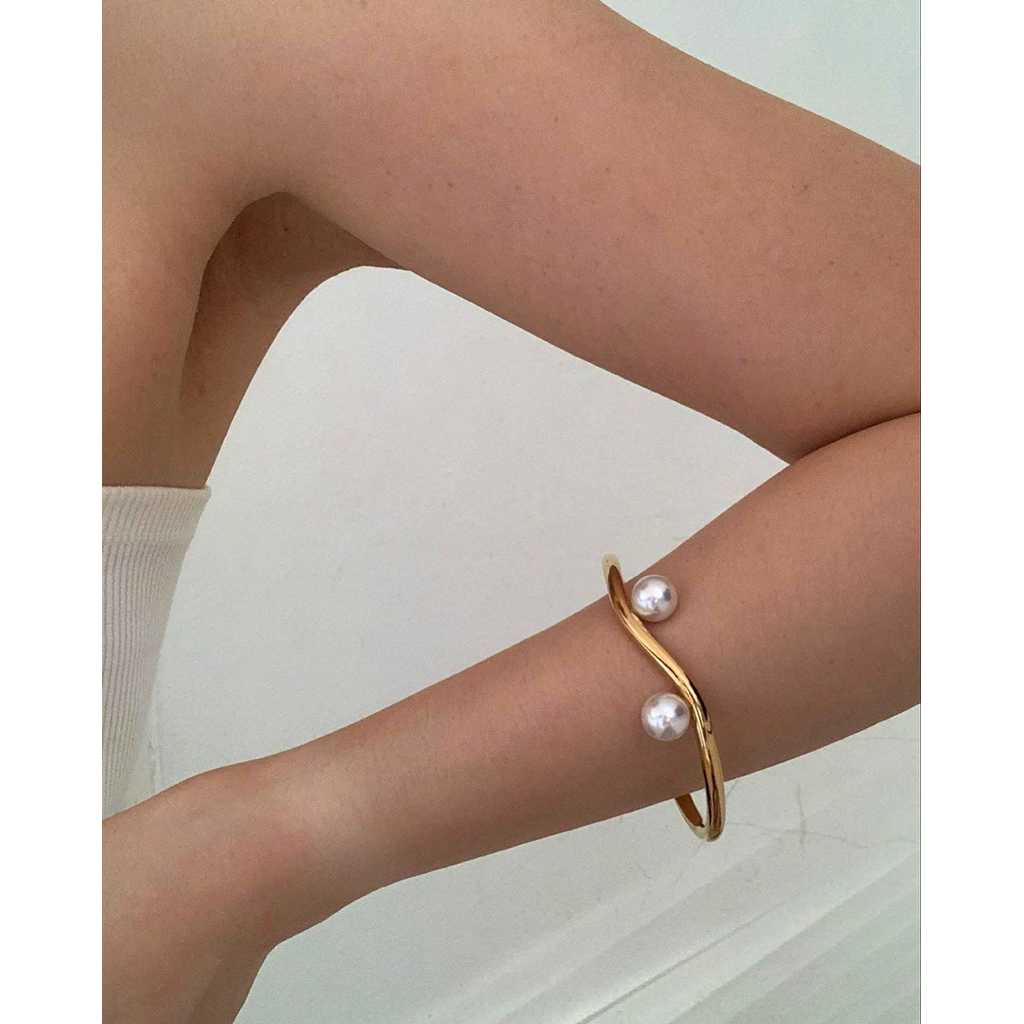 กำไลสเตนเลส กันน้ำ HER OBJECTIVE_HER VELVETY PEARL BRACELET