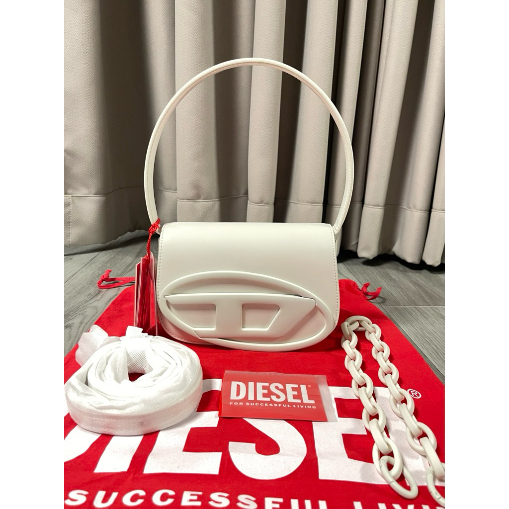*พร้อมส่ง✨* DIESEL 1DR MATTE WHITE BAG WITH CHAIN