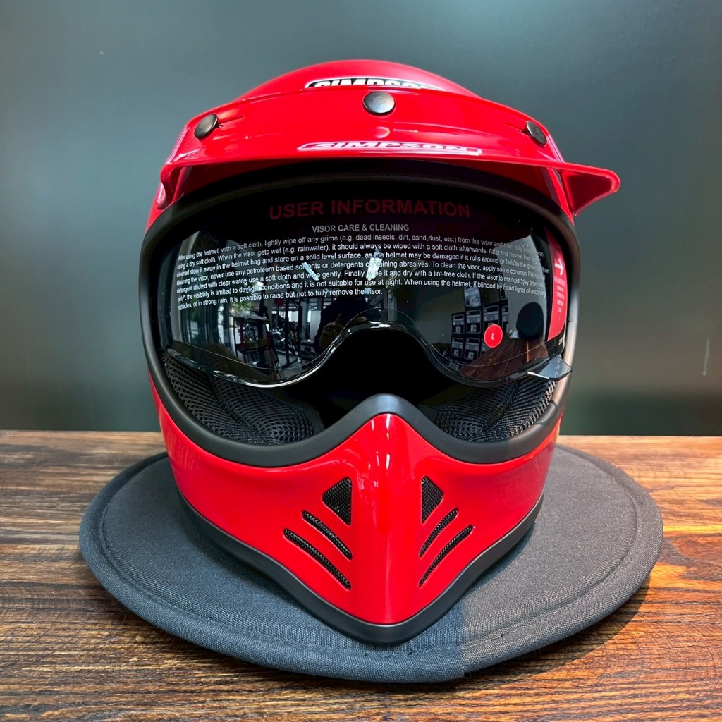 หมวกกันน็อค SIMPSON HELMET - M52 RED By Life and Kustom