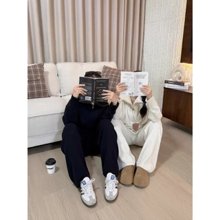 POP UP (Ari Cozy) ชุดเซ็ตไหมพรมนิตติ้ง Airport Look (Free Size S–XL)