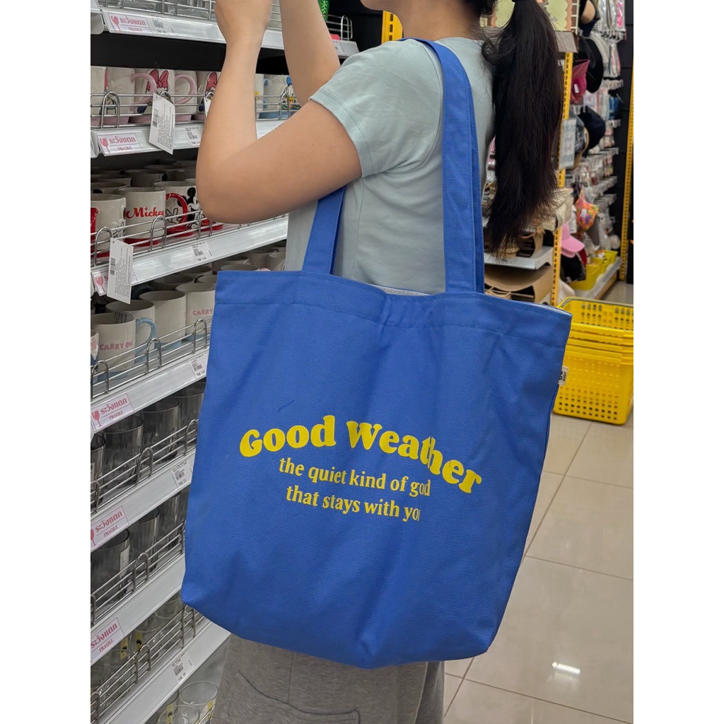 (Sale) Canvas jumbo bag กระเป๋าผ้าแคนวาสสกรีนลายสีฟ้า พร้อมส่ง made in Thailand