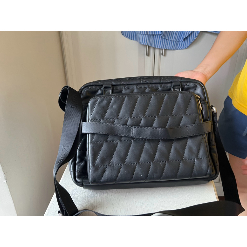 กระเป๋าหนังแท้หล่อๆ  Zegna Sport (Ermenegildo Zegna) Quilted Nappa Leather
