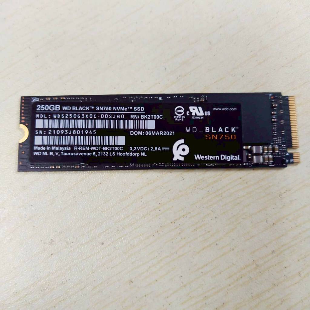 SSD  M.2  NVME  250GB  WD  BLACK  ประกัน  2  เดือน