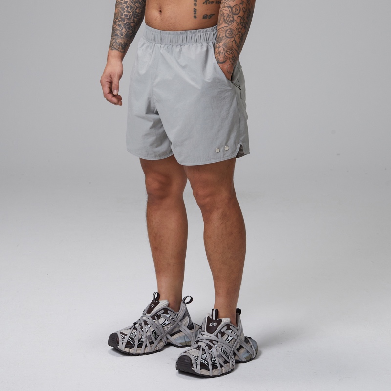 ZIRCUIT กางเกงขาสั้นผ้าผสมยืดได้ มีซับใน แห้งไว รุ่น KNOT