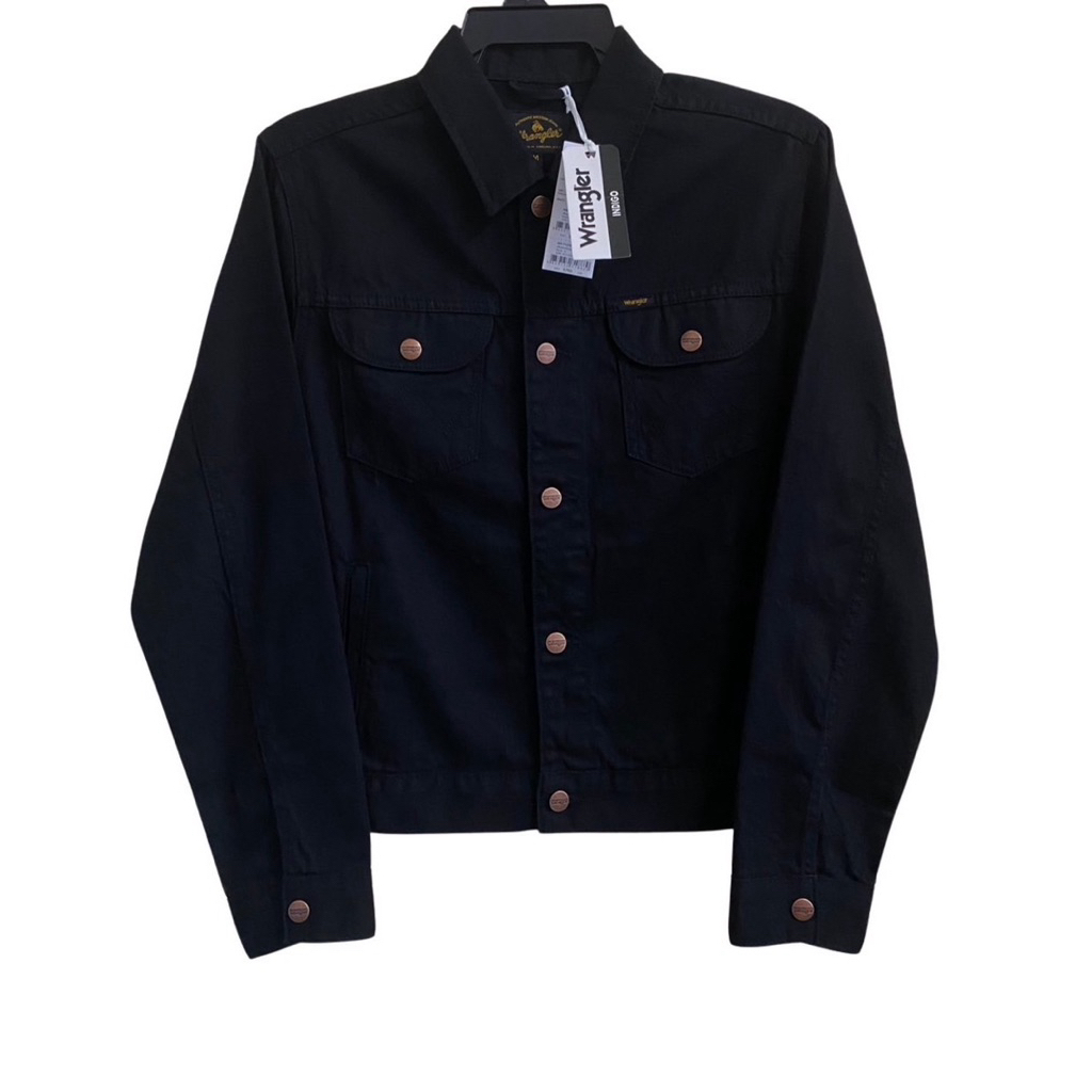 สีดำ wrangler แจ็คเก็ตยีนส์ผู้ชาย สีดำสนิท ผ้าไม่ยืด ใส่สบาย ทรงregular ของแท้🚌พร้อมส่ง
