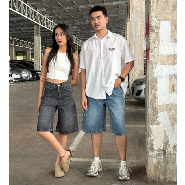 LABLUSA - LBS255 : กางเกงขา 4ส่วน ทรงตรงเบสิค สุดเท่ ความยาวปิดเข่ากำลังดี (Unisex)