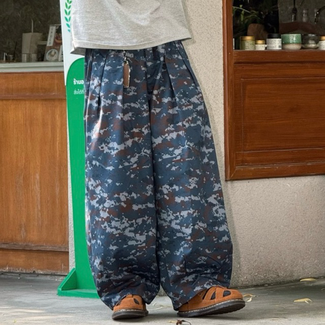 anta studio - Digital Camo Balloon Pant กางเกงบอลลูนลายทหารดิจิตอล