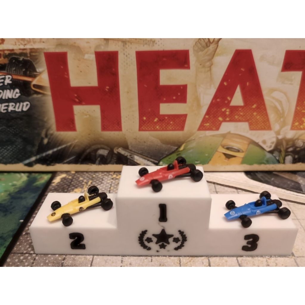 🏎️ Heat: Pedal to the Metal Podium แท่นรับรางวัล 3D Print วัสดุ PETG ทนทาน สำหรับบอร์ดเกม (ไม่รวมตัวเกม)
