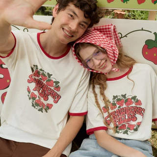 lookbookpetite strawberry fields t-shirt (adult) สี pink,white