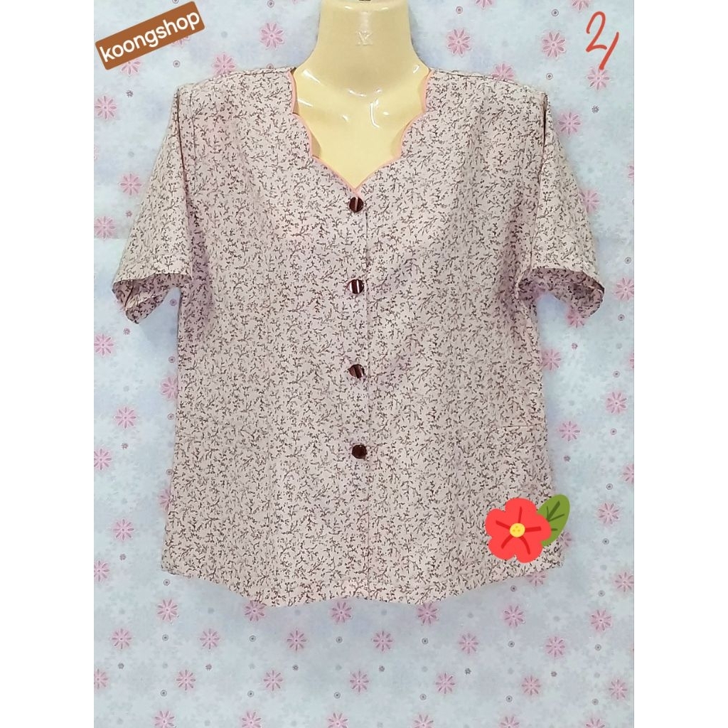 เสื้อผู้สูงอายุ,เสื้อคนแก่ แม่บ้านคอแหลมกุ้น ไซต์ใหญ่52นิ้ว แขนสั้นใส่ไม่ร้อน ไม่ต้องรีด มีกระเป๋า