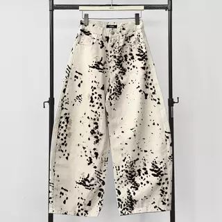 Atipashop - Leopard Muse Barrel Jeans (#A053) กางเกงยีนส์ขายาว ทรงมินิบาร์เรียล ดีเทลลายเสือ