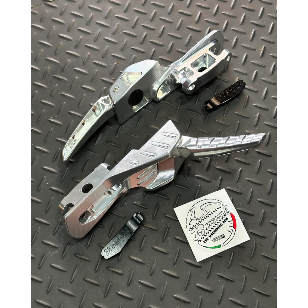 JS Manuf 🇹🇼 พักเท้า สำหรับ Vespa GTS / GTV อลูมิเนียม cnc made in Taiwan