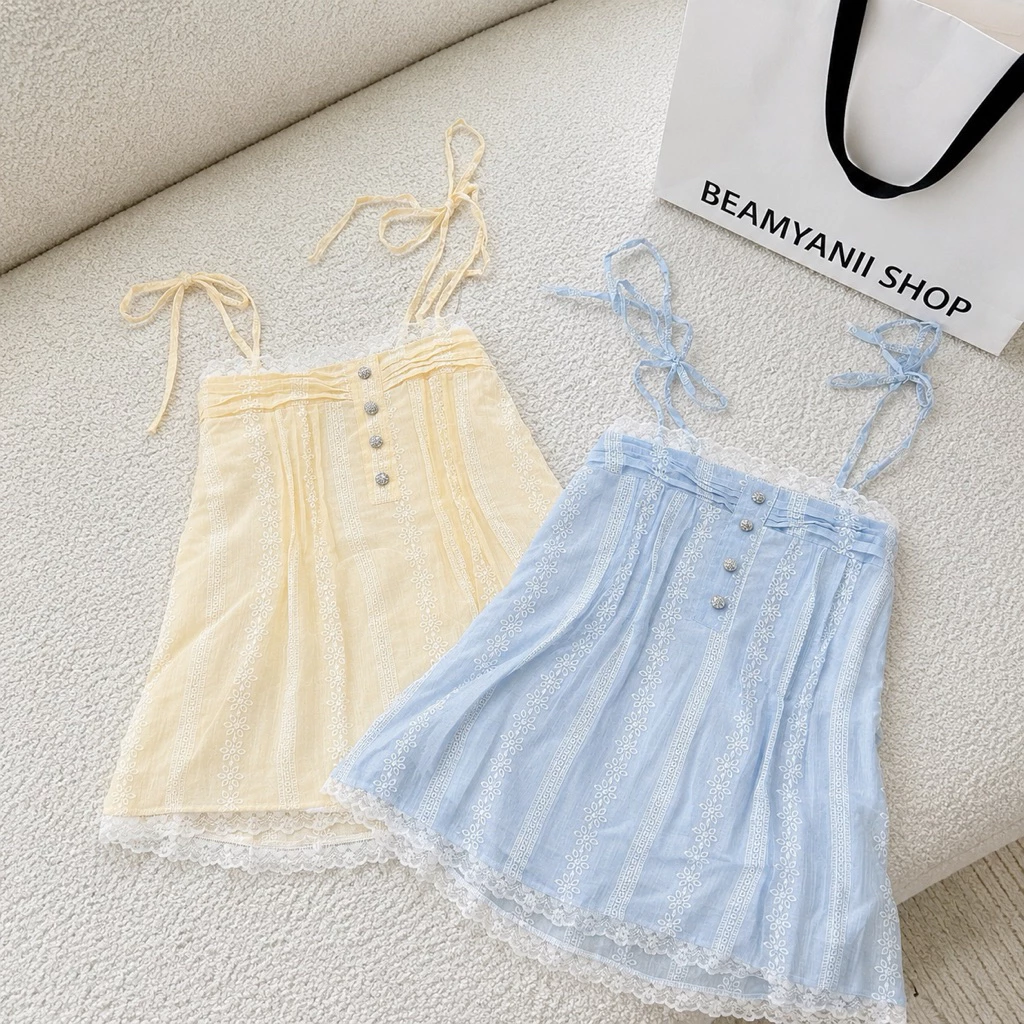 เสื้อสายเดี่ยวแต่งลูกไม้กระดุมเพรช ( NO3 )