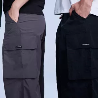 Highschool Basic Collection : Routine Nylon Cargo Pants - กางเกงคาร์โก้ขายาวผ้าไนลอน - BTB36715
