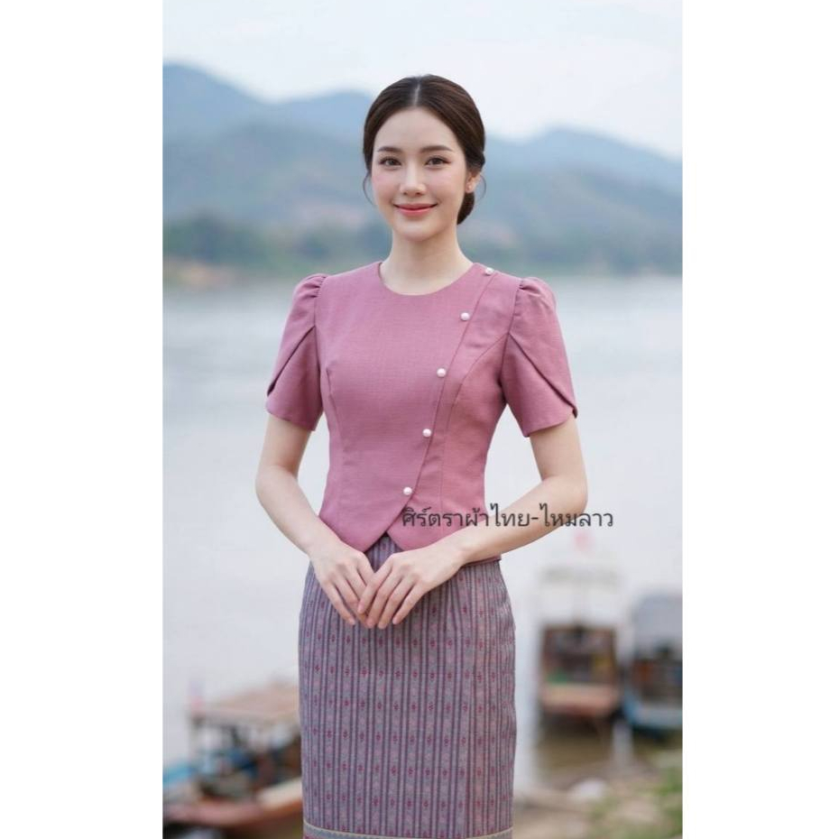 เสื้อผ้าฝ้ายลินินแต่งกระดุมมุกแขนกาบบัว (ป01)