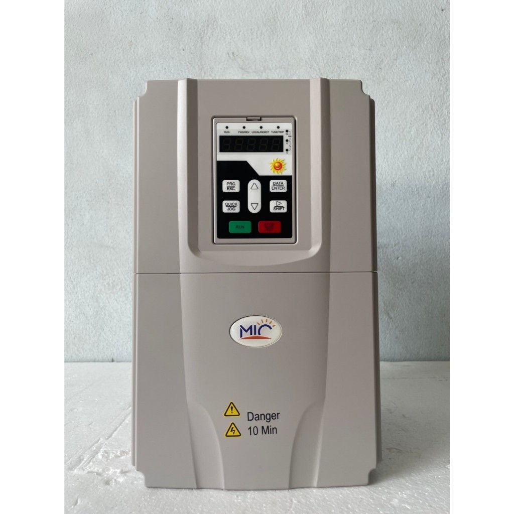 อินเวอร์เตอร์โซล่าปั๊ม 25HP 3PH 380V  SOLAR PUMP INVERTER ปั๊มน้ำโซล่าเซลล์  ติดตั้งง่ายใช้งานได้กับ