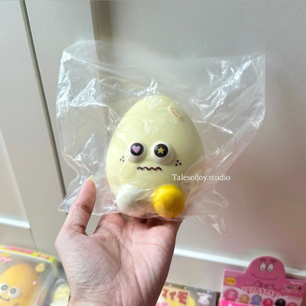 (พร้อมส่ง) สกุชชี่ไข่เด๋อ Lisa (เหลือง)