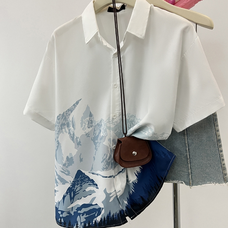 aililai1688เสื้อเชิ้ดแขนสั้น กระดุมทรงหลวสีคุมโทน ใส่แล้วเย็นสบาย ด้วยโทนเสื้อเป็นลายภูเขาน้ำแข็ง