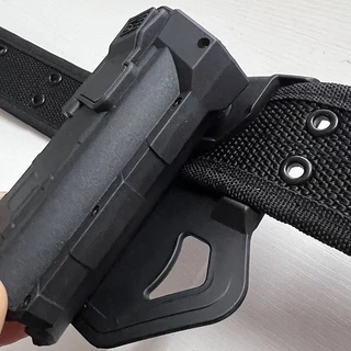 【จัดส่งรวดเร็ว】ซองอุปกรณ์สวมภายนอก สำหรับ Sig Sauer P320 วัสดุโพลิเมอร์ สำหรับมือขวา มีระบบปลดเร็ว สีดำ