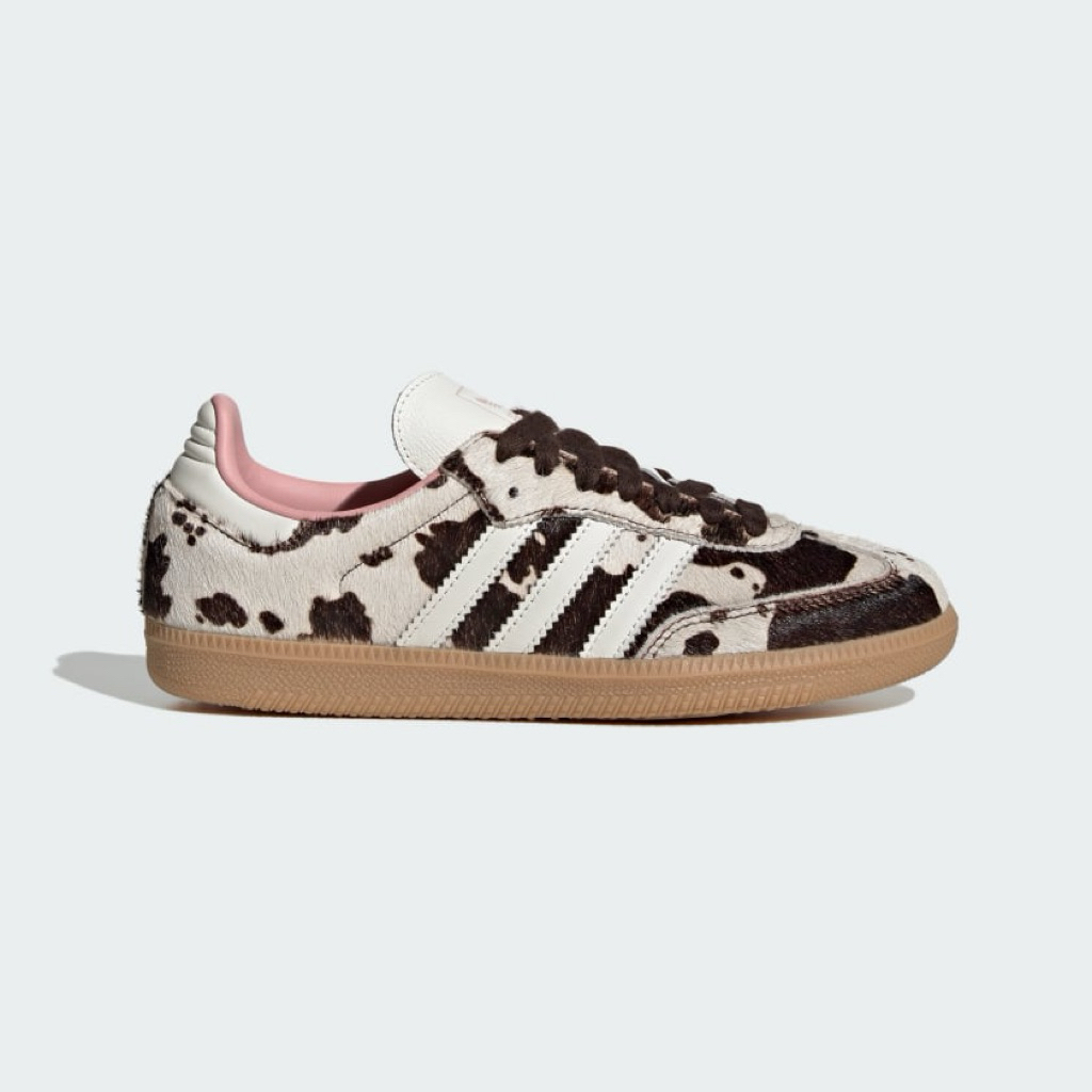 แบรนด์ : Adidas originals รุ่น Samba OG W ลายน้องวัว Size : US9 UK7.5 ยาว26 cm  สภาพ : 90%