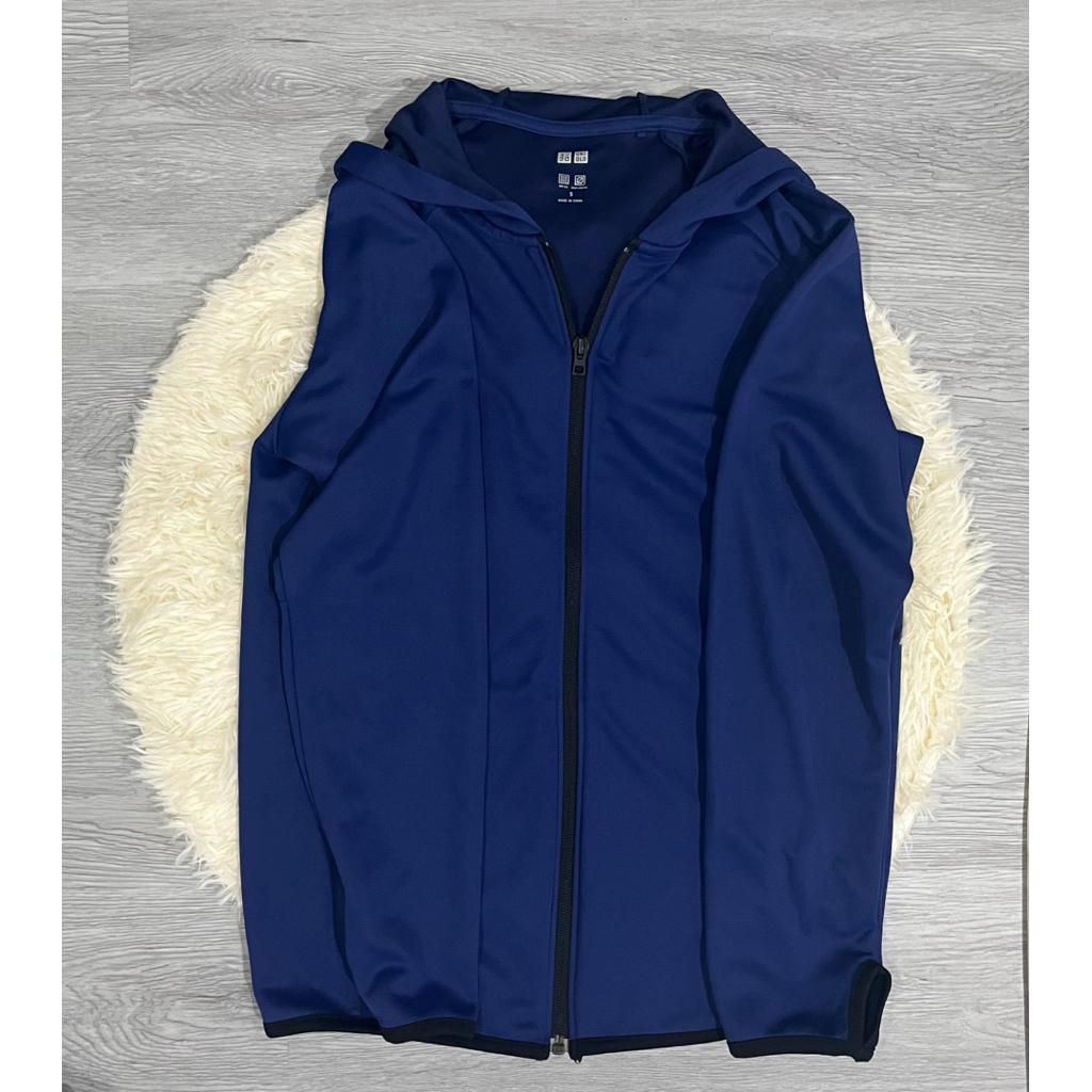 Uniqlo / dry-ex parka NAVY มือสอง