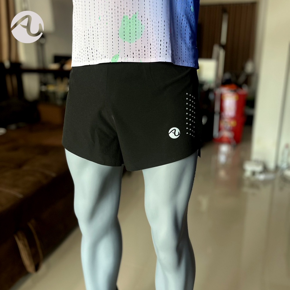 AU RUNNING กางเกงวิ่งมาราธอนขาสั้น ทรงแหวกข้างสูง