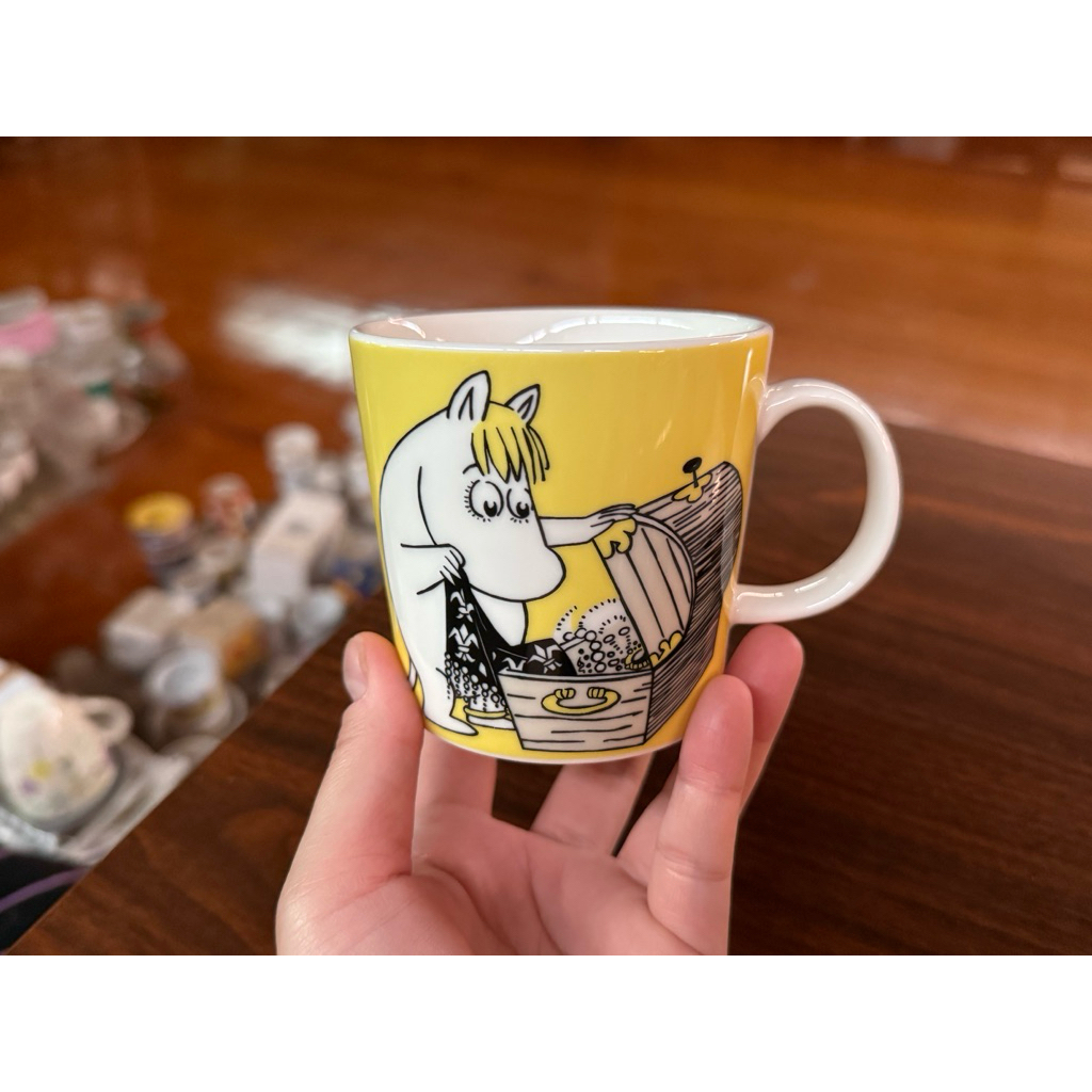 Arabia Moomin อาราเบีย มูมิน แก้ว เซรามิค แก้วมัค ลายมูมิน สินค้าสภาพใหม่ ขนาด 300ml ราคา 850 บาท