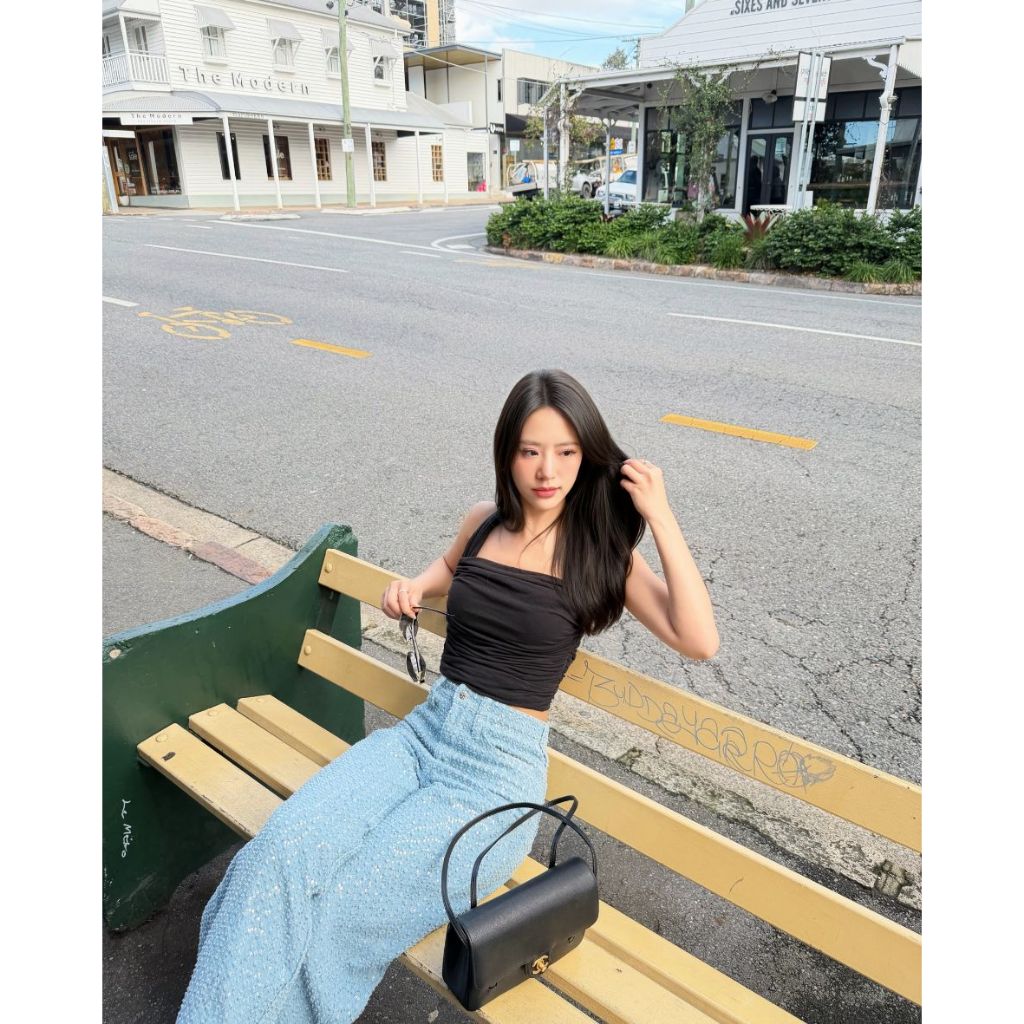 Halfdayoff.co - Stella Denim Pants กางเกงยีนขาใหญ่ตรง ผ้าปัดเลื่อม mix&match