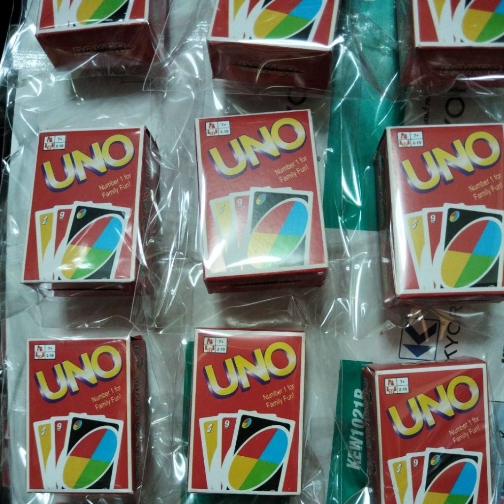 การ์ดแดง UNO เล็ก12กล่อง ของเล่นแสนสนุกเล่นได้ทั้งครอบครัว
