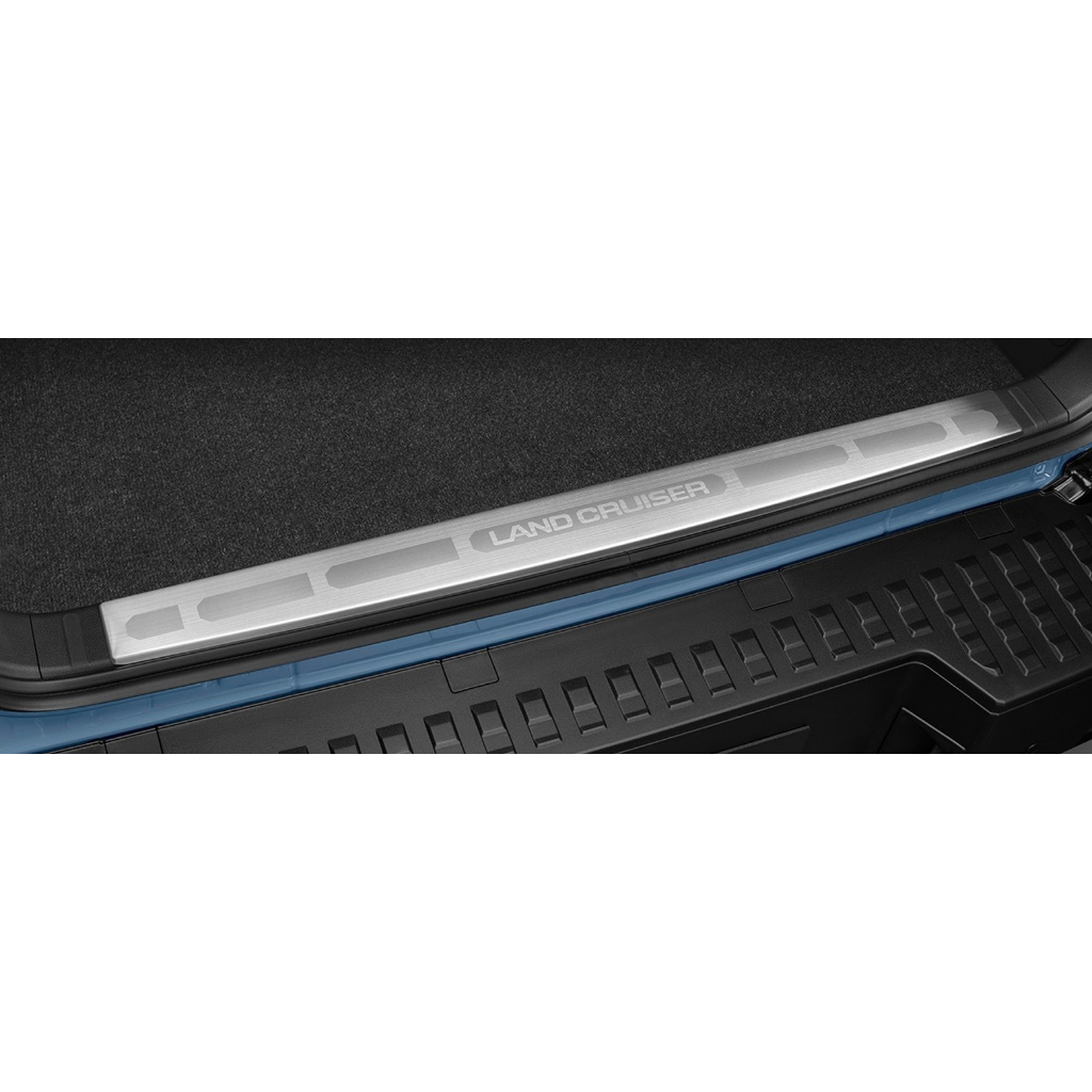 สคัฟเพลทชายประตูหลัง Back Door Scuff Plate อะไหล่แท้ TOYOTA รุ่นรถ Land Cruiser FJ ปี 2026