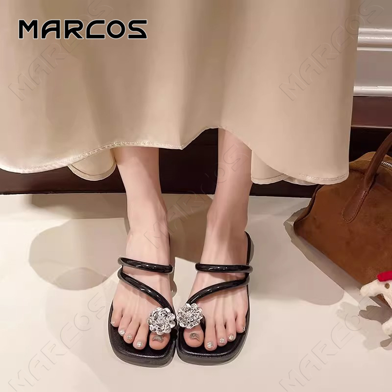 MARCOS รองเท้าแตะสตรี รองเท้าแตะแบบสบายๆ ใส่ได้ทุกสถานที่ เหมาะกับทุกฤดูกาล ใช้ได้ทุกชุด สีเรียบง่าย รองเท้าแตะสไตล์เรีย