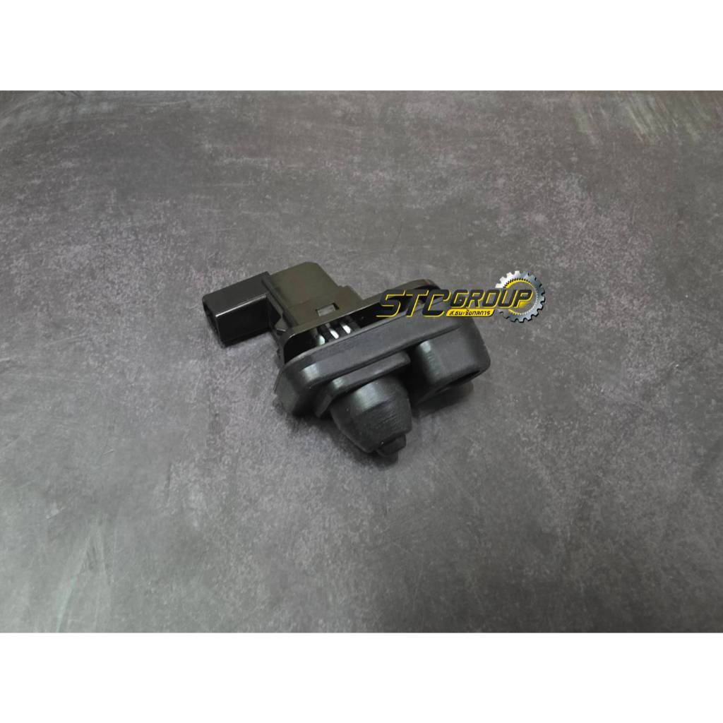 สวิตช์ไฟประตู Isuzu Dmax / MU-7 / MU-X  ( Isuzu แท้ศูนย์ 100% ) ปี 2003-2019