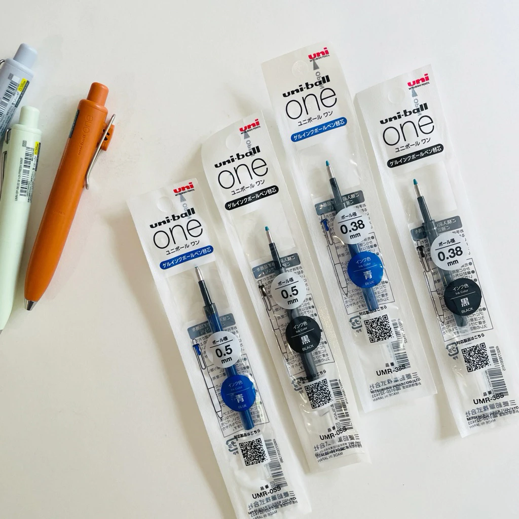 Uniball one refill UMR-38S / UMR-05S I ไส้รีฟิลปากกา แพ็คเกจมี 2 แบบ หากต้องการระบุแพ็คเกจซองรบกวนแชทสอบถามก่อนนะคะ